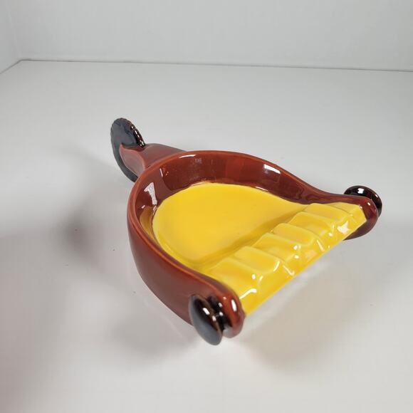 Vintage Yellow and Brown Spur Ashtray with Handle, Mid-Century Modern Farmhouse - Picture 12 of 15